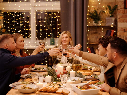 savvy talks: how to throw a successful holiday party