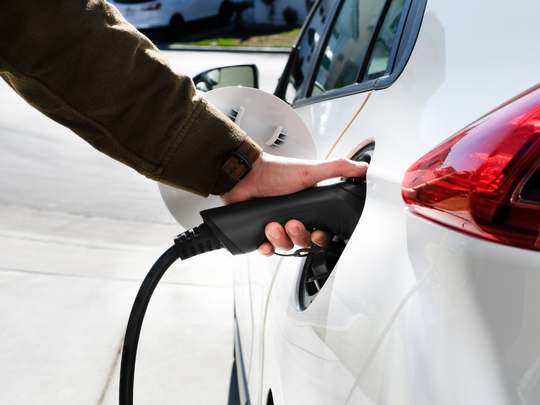savvy talk: mastering the etiquette of electric vehicle charging